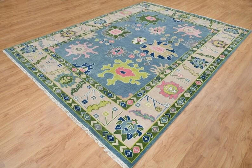 The NILUFAR Hand-Knotted Oushak Wool Rug